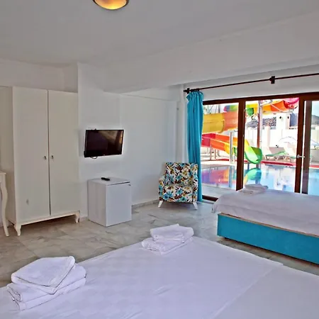 Turkbuku Hill Hotell *