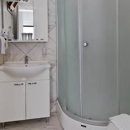 Turkbuku Hill Otel *