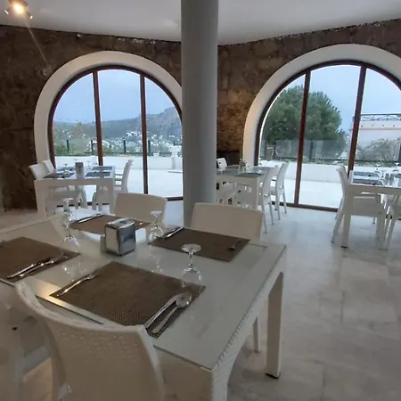Turkbuku Hill Hotell